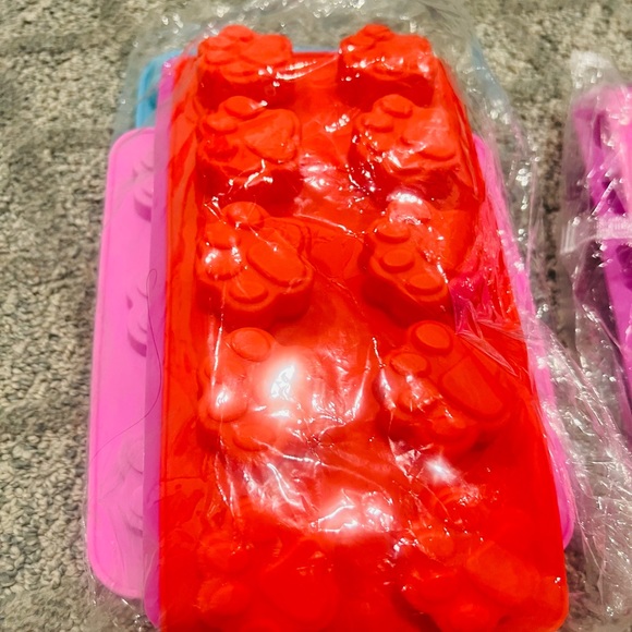 Brand new Puppy Candy Silicone Mould - Picture 4 of 4